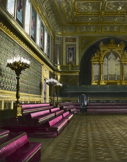 The ballroom, Buckingham Palace, London, late 19th or early 20th century. Artist: Unknown