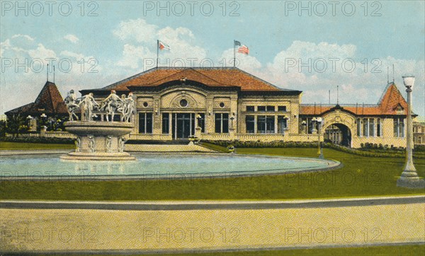 Habana: Casino De La Playa. The National Casino at Marianao, c1910. Artist: Unknown