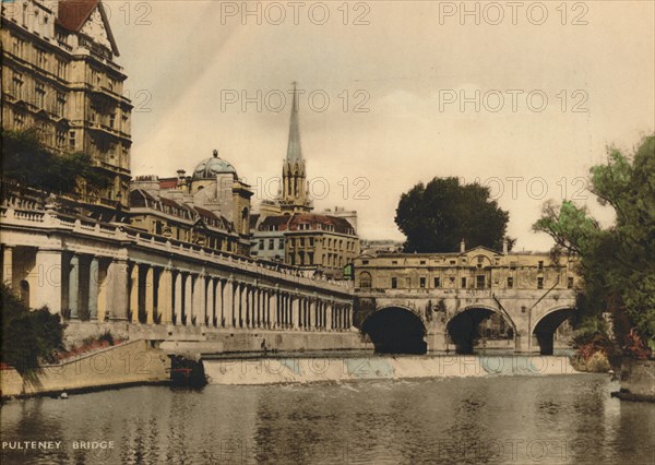 Pulteney Bridge, Bath, Somerset, c1925. Artist: Unknown