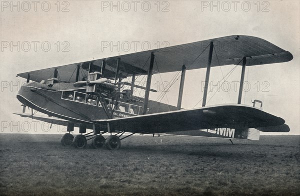 Handley-Page W.10 Passenger-carrying aeroplane operating on Imperial Airways, 1929. Artist: Unknown