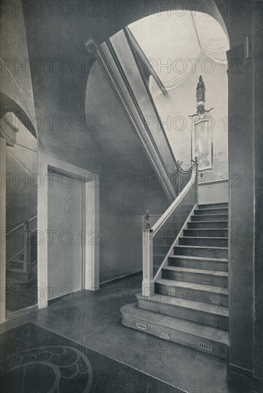 'Staircase and hall of Finella by architect Raymond McGrath (1903-1977)', 1930. Artist: Unknown.