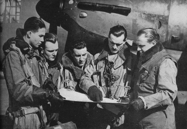 RAF bomber crew, 1941. Artist: Unknown.