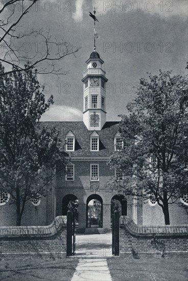 'Detail Showing Cupola of Capitol, Queen Anne's Arms over central Arch', c1938. Artist: Unknown.