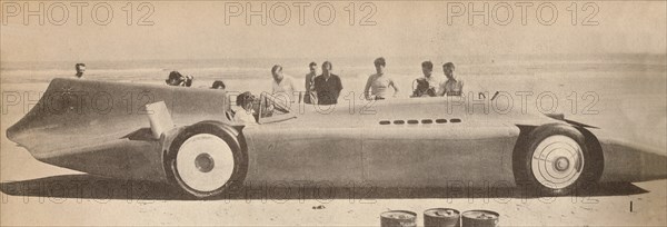 'Sir Malcolm Campbell in his new Blue Bird at Dayton Beach, Florida', 1935, (1935). Artist: Unknown.