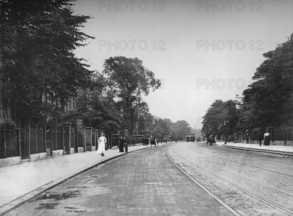 'Brixton Road', c1912, (1912). Artist: Unknown.