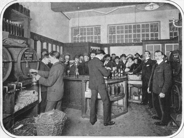 A Strand wine bar, London c1903 (1903). Artist: Unknown.