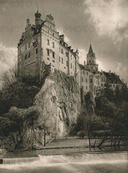 'Schloß Sigmaringen', 1931. Artist: Kurt Hielscher.