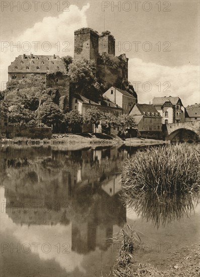 'Runkel (Lahn)', 1931. Artist: Kurt Hielscher.