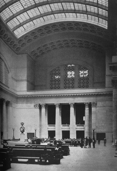 Main waiting room, Chicago Union Station, Illinois, 1926. Artist: Unknown.