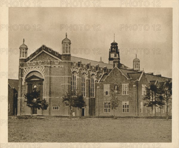 'Christ's Hospital', 1923. Artist: Unknown.