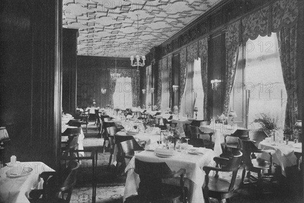 The Tudor Dining Room, Melbourne Hotel, St Louis, Missouri, 1924. Artist: Unknown.