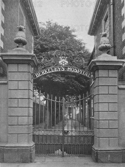 Entrance gateway, Berkeley's Hospital, Worcester, Worcestershire, 1924 Artist: Unknown.