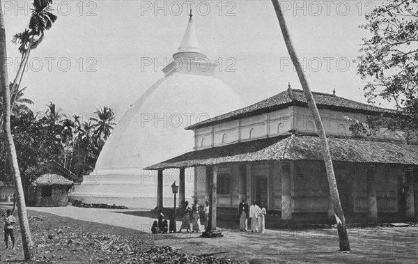 'Kelaniya Temple and Dagoba', c1890, (1910). Artist: Alfred William Amandus Plate.