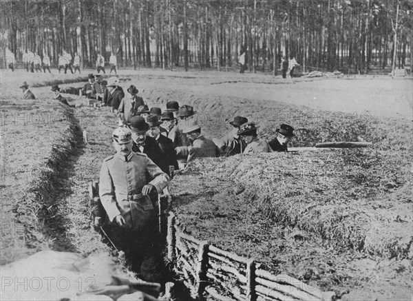 'Showing civilians round the exhibition trenches on the outskirts of Berlin', 1915. Artist: Unknown.