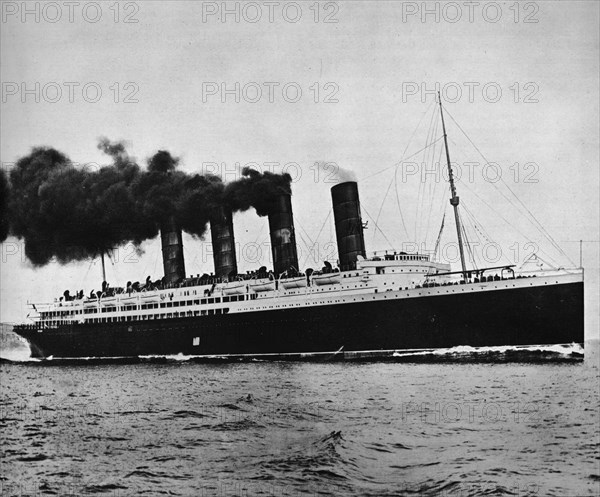'The Lusitania at full speed', 1915. Artist: Unknown.