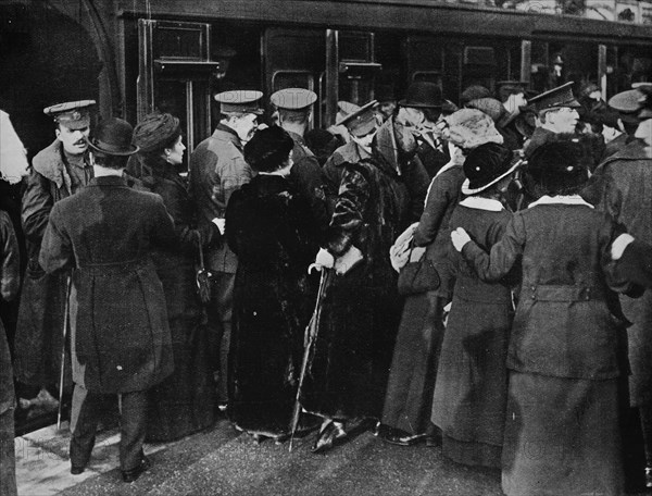 'Back to the trenches from Victoria Station, London', 1915.  Artist: Unknown.