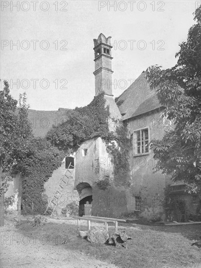 'Farmyard in Lower Austria', 1910. Artists: Konrad Heller, C Angerer & Goschl.