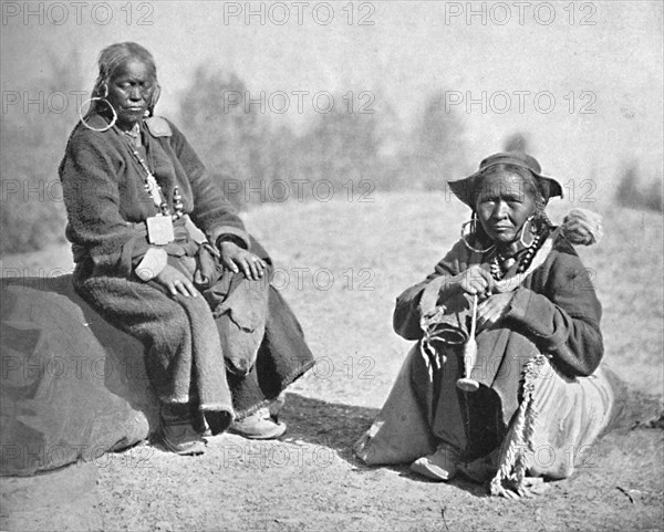 Ladakhi women of Tibetan stock, 1902. Artist: Bourne & Shepherd.