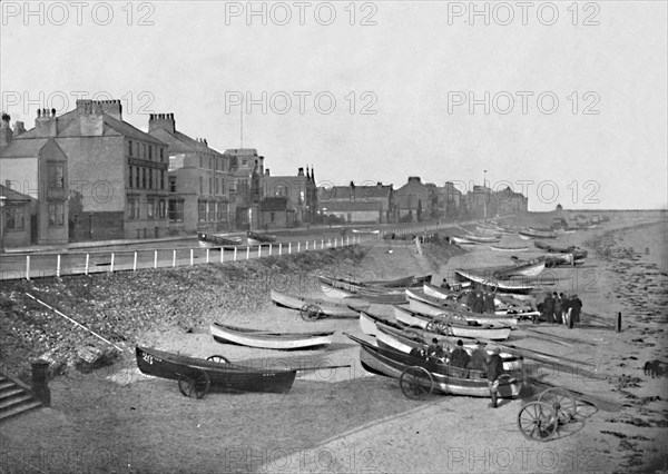 'Redcar - Looking Along The Esplanade', 1895. Artist: Unknown.