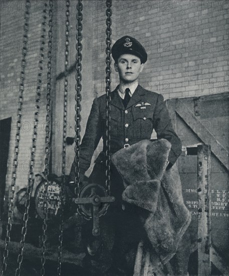 'Bomber Captain', 1941. Artist: Cecil Beaton.