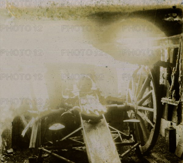 Destroyed 75, automatic anti-aircraft gun, c1914-c1918. Artist: Unknown.