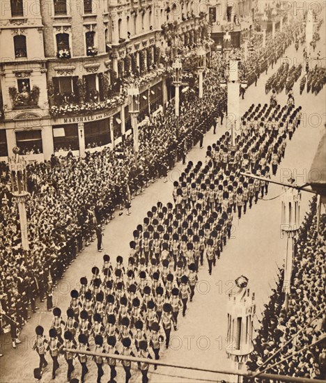 'The Guards in Oxford Street', May 12 1937. Artist: Unknown.