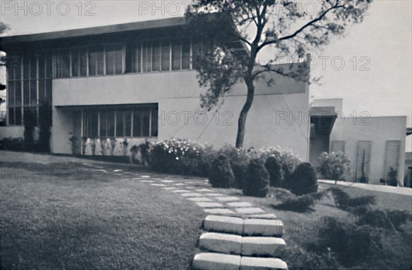 'Front-detail view - House of Mr. and Mrs. Edward Kaufman, Westwood, California', 1939. Artist: Richard Joseph Neutra.