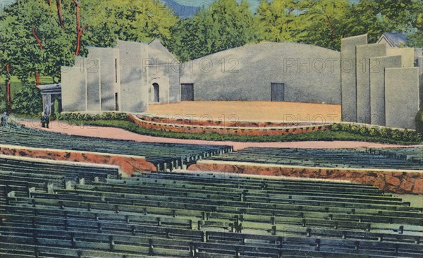 'Ampitheatre, Iroquois Park', 1942. Artist: Caufield & Shook.