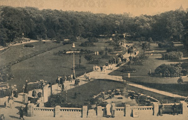 'Central Pleasure Gardens', 1929. Artist: Unknown.