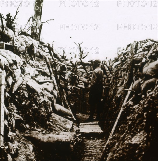 Front line at Bonneuil, France, c1914-c1918. Artist: Unknown.