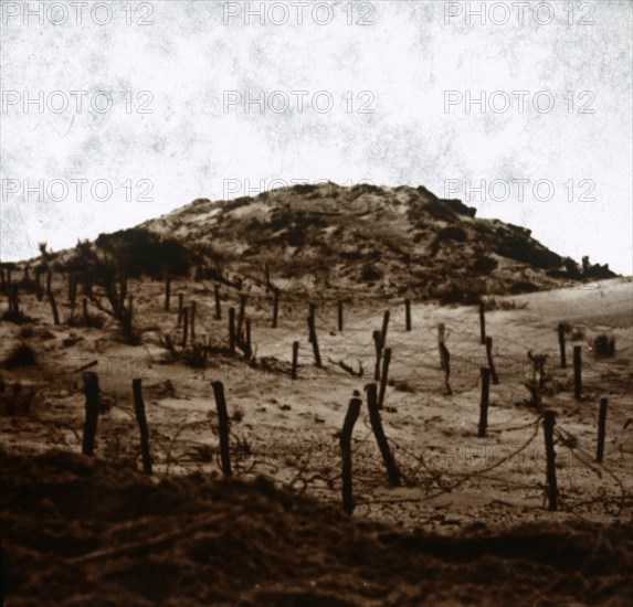 Trenches at Mamelon Vert, Nieuwpoort, Flanders, Belgium, c1914-c1918. Artist: Unknown.