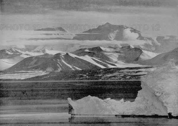'Telephotograph of the Mount Lister Scarp', 10 February 1911, (1913). Artist: Herbert Ponting.