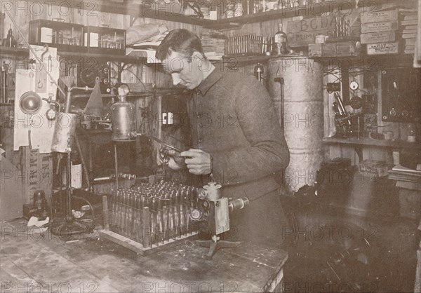'Dr. Simpson in his Laboratory', 21 December 1911, (1913). Artist: Herbert Ponting.