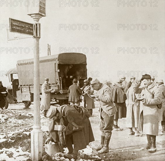 Mobile kitchen on the Voie Sacrée, Verdun, northern France, c1914-c1918.  Artist: Unknown.