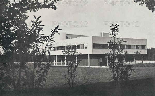 'Villa at Poissy, constructed in reinforced concrete', 1933. Artist: Unknown.