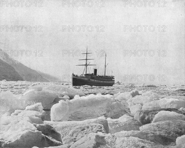 The steamer 'Queen', Glacier Bay, Alaska, USA, c1900. Creator: Unknown.