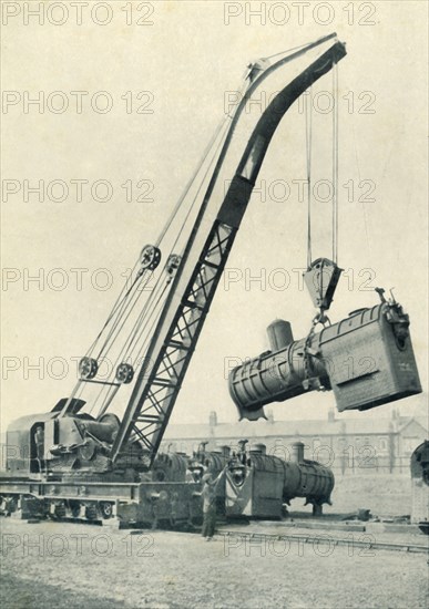'A Railway Travelling Crane', 1922. Creator: Unknown.