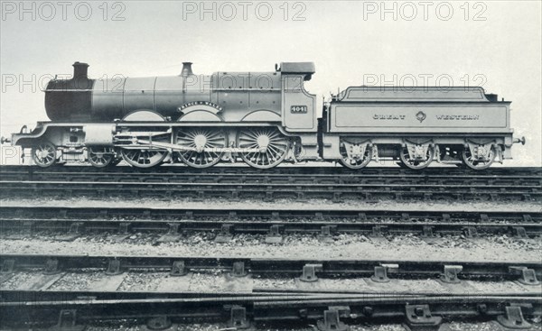 'G.W.R. Express Passenger Engine', 1922. Creator: Unknown.