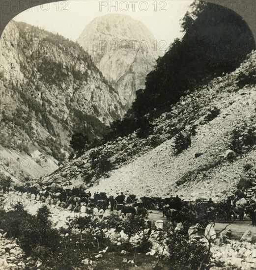 'Rocky Jordalsnut (3620 ft.) from beside the road filled with tourists' carts, Norway', c1905. Creator: Unknown.