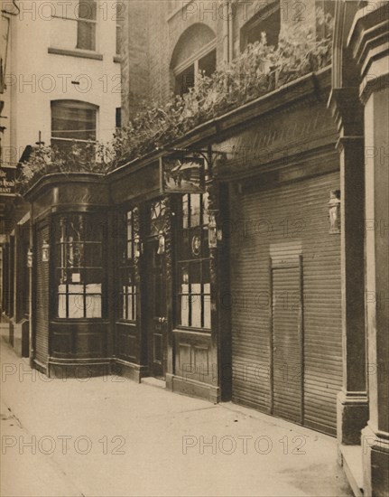 'Olde Dr. Butler's Head, Established in Mason's Avenue in 1616', c1935. Creator: Unknown.