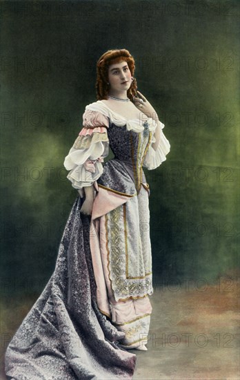 'Mlle. Felyne - Du Theatre National De L'Odeon - Role de Leonore -  L'Ecole Des Maris', 1904. Creator: Unknown.
