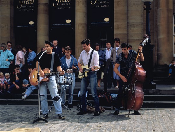 Rock Group outside the National Gallery of Scotland, Edinburgh Festival, Edinburgh, Scotland