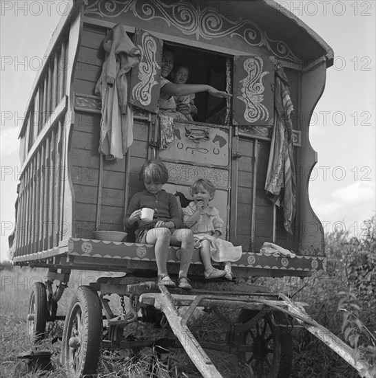 Gipsy caravan, Outwood, Surrey, 1963.