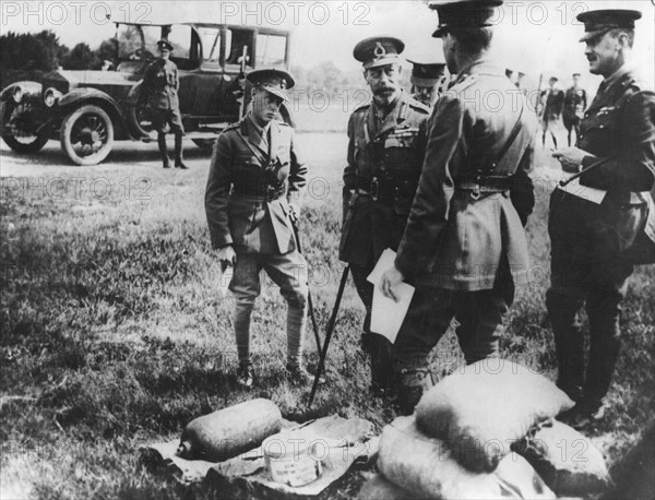 King George V and the Edward, Prince of Wales at the front, France, World War I, 1914-1918. Artist: Unknown