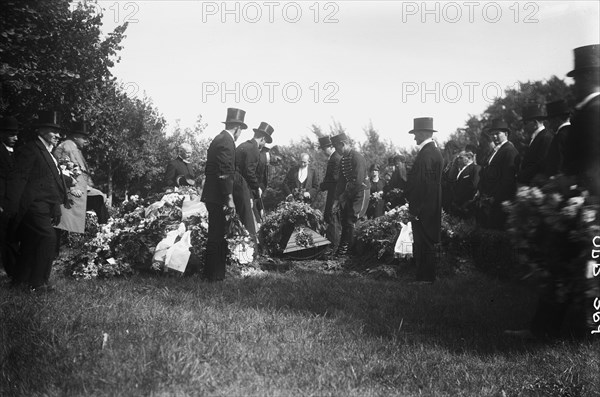 Funeral ceremony, Malmö, Sweden, 1932. Artist: Unknown