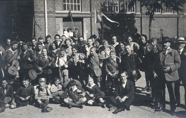 Schoolboys and their teacher going on outing, Sweden. Artist: Otto Ohm