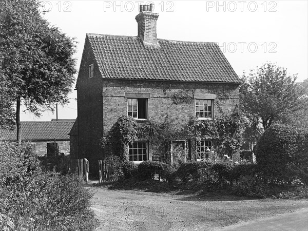 Church Cottage, Cossall, Nottinghamshire, 1959. Artist: George L Roberts