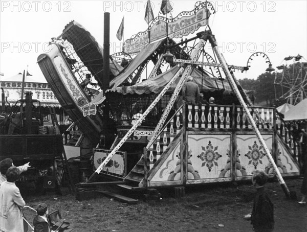 Harry Lee's 'Steam Yachts' swingboat ride, Goose Fair, Nottingham, Nottinghamshire, 1968. Artist: George L Roberts