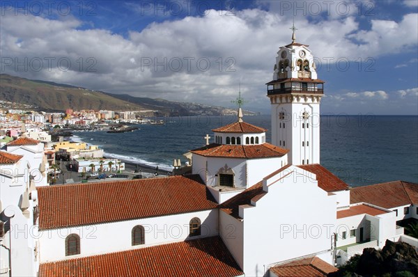 Church and bay, Candelaria, Tenerife, 2007.