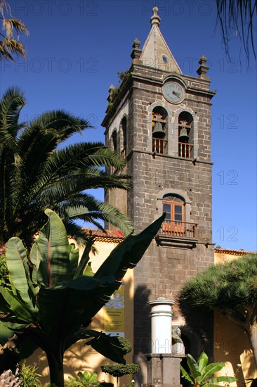 Cabrera Pinto Canary Islands High School, Tenerife, Canary Islands, 2007.